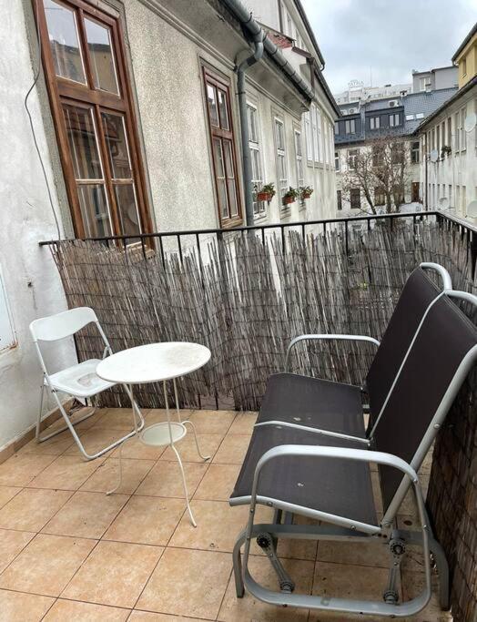 120 M2 In The Centre Of The Old Town