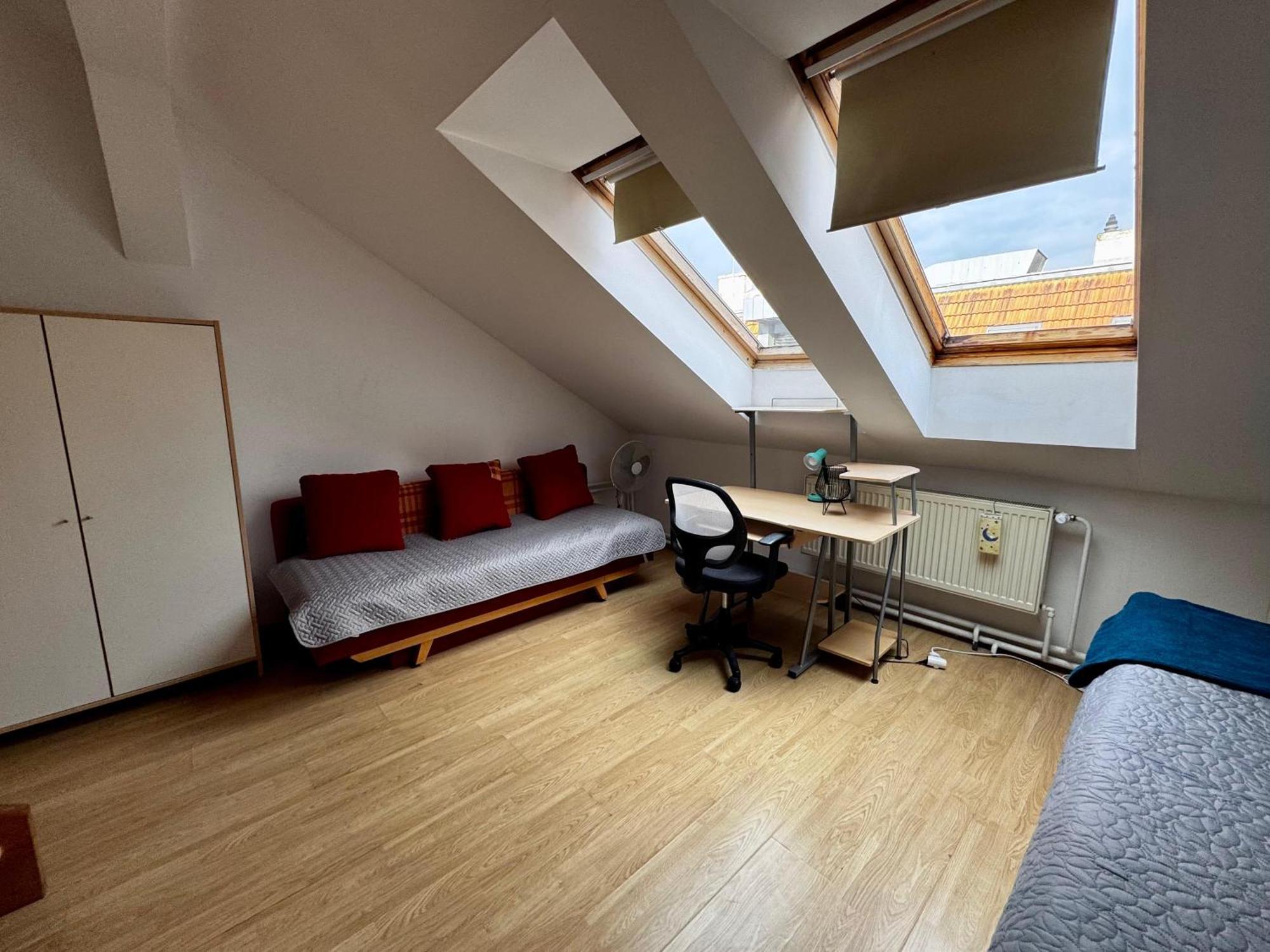 120 M2 In The Centre Of The Old Town *